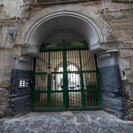 Home Nonna Sabina - Centro Storico Napoli المظهر الخارجي الصورة